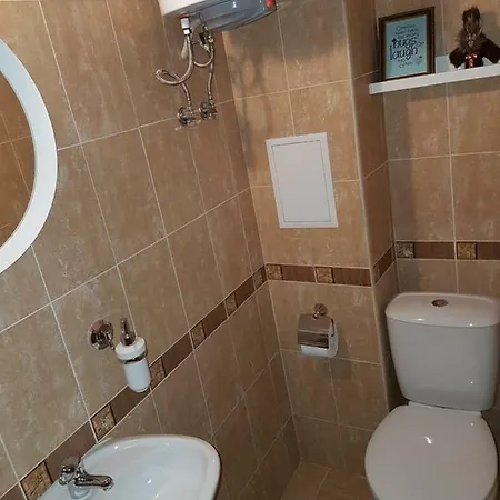 Cozy One Bedroom Near Gondola Apartament *