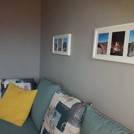 Cozy One Bedroom Near Gondola Apartament Bansko